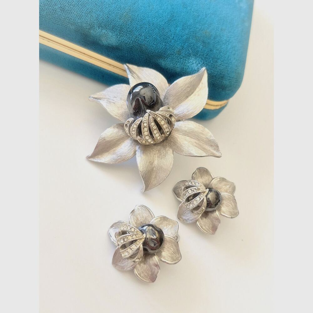 Vintage Brushed Silver-tone Floral Brooch and Earring Set
